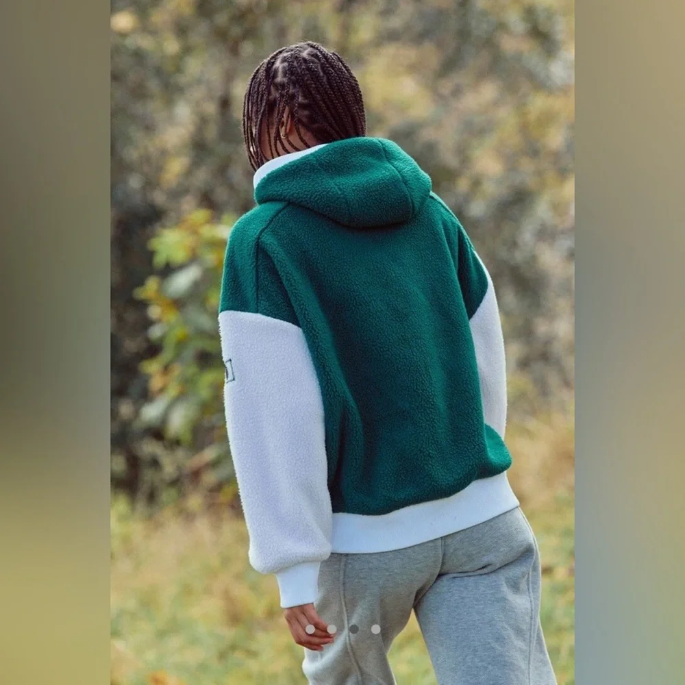 Free People FP Movement NWT Hit The Slopes Fleece Hoodie Evergreen Combo - Picture 3 of 8